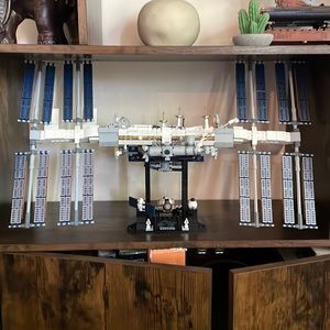 Lego ISS International Space Station DISCONTINUED